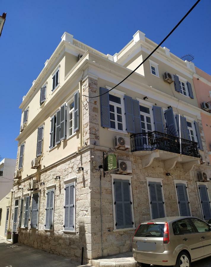 Fiera Guesthouse Ermúpoli Kültér fotó